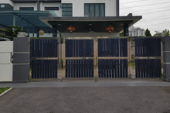 Main Gate 13